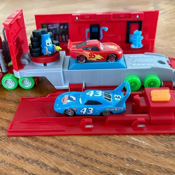 Disney Pixar Cars Glow Racers Transforming Mack + Mini Racers Hauler Truck - Picture 9 of 16